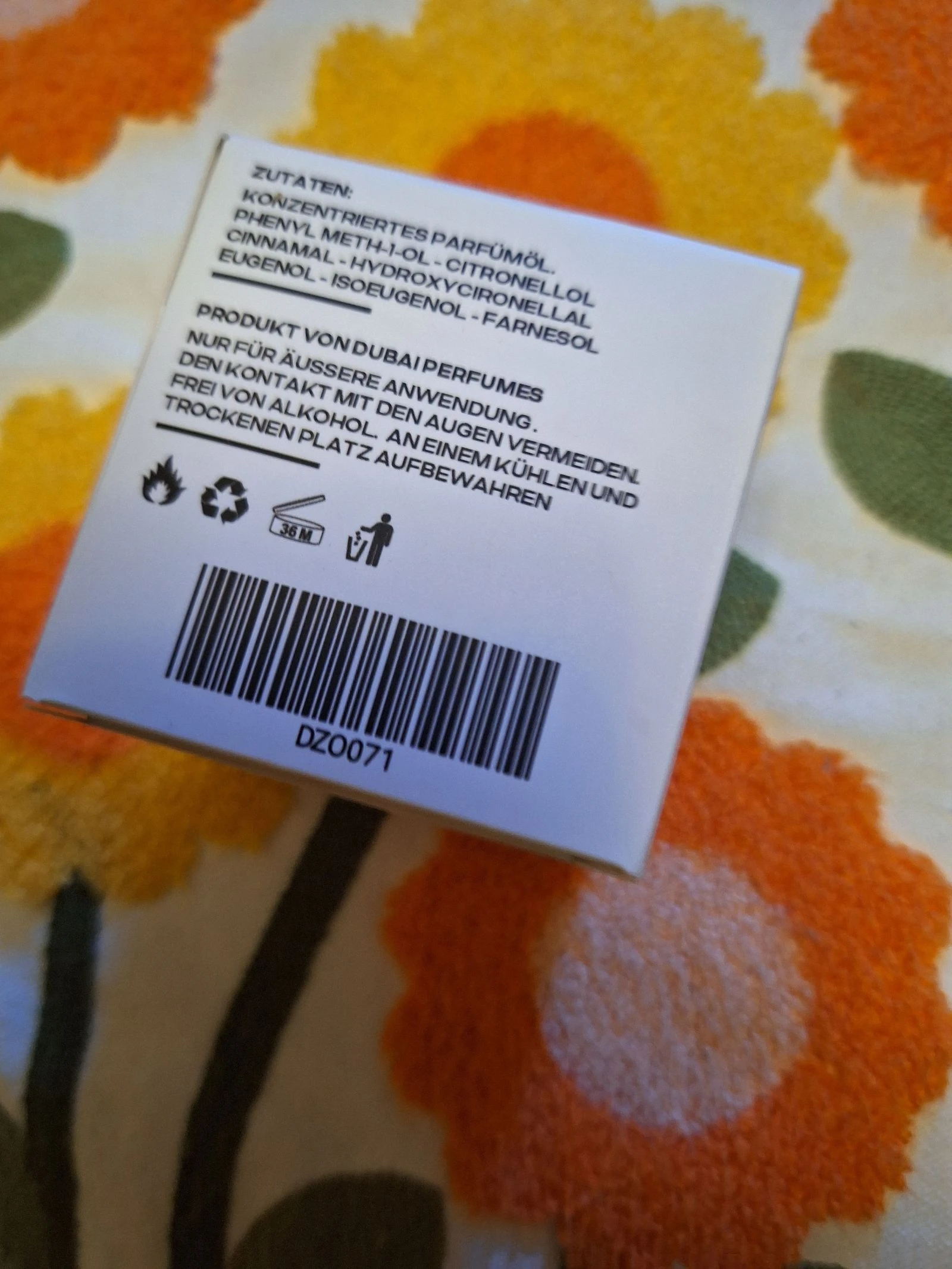 Perfume íntimo en aceite Roses Musk 6ml – photo 2